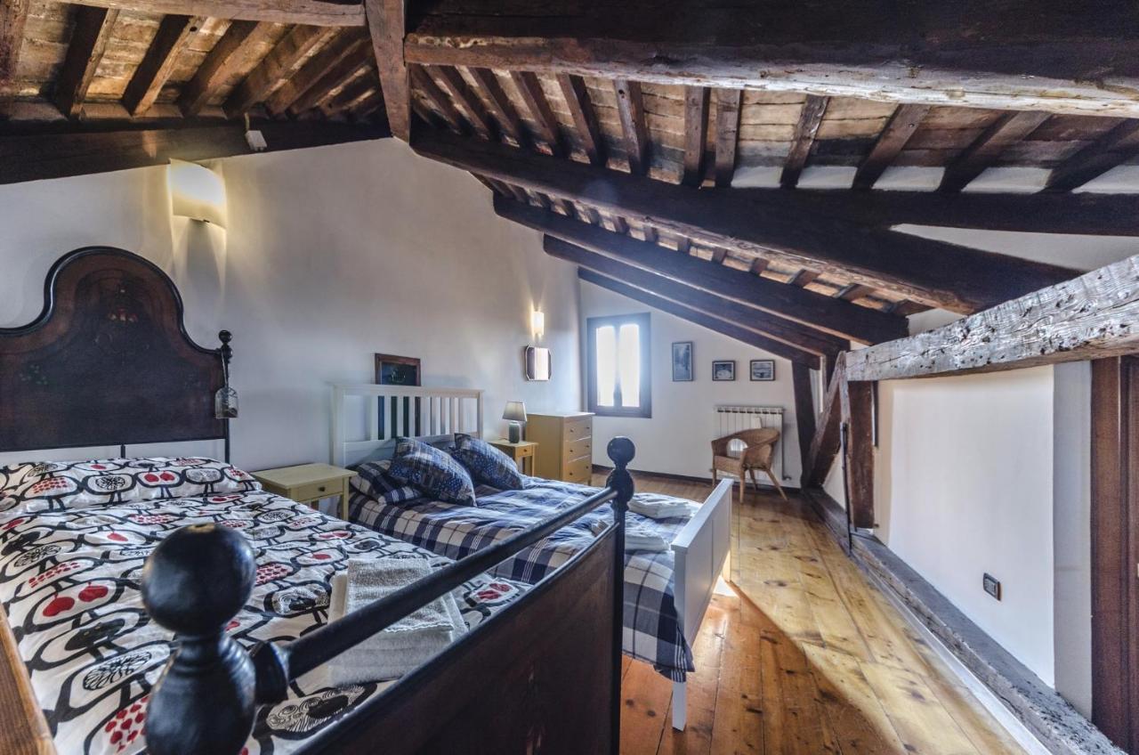 Maurizio House - Near The Train Station Apartment *